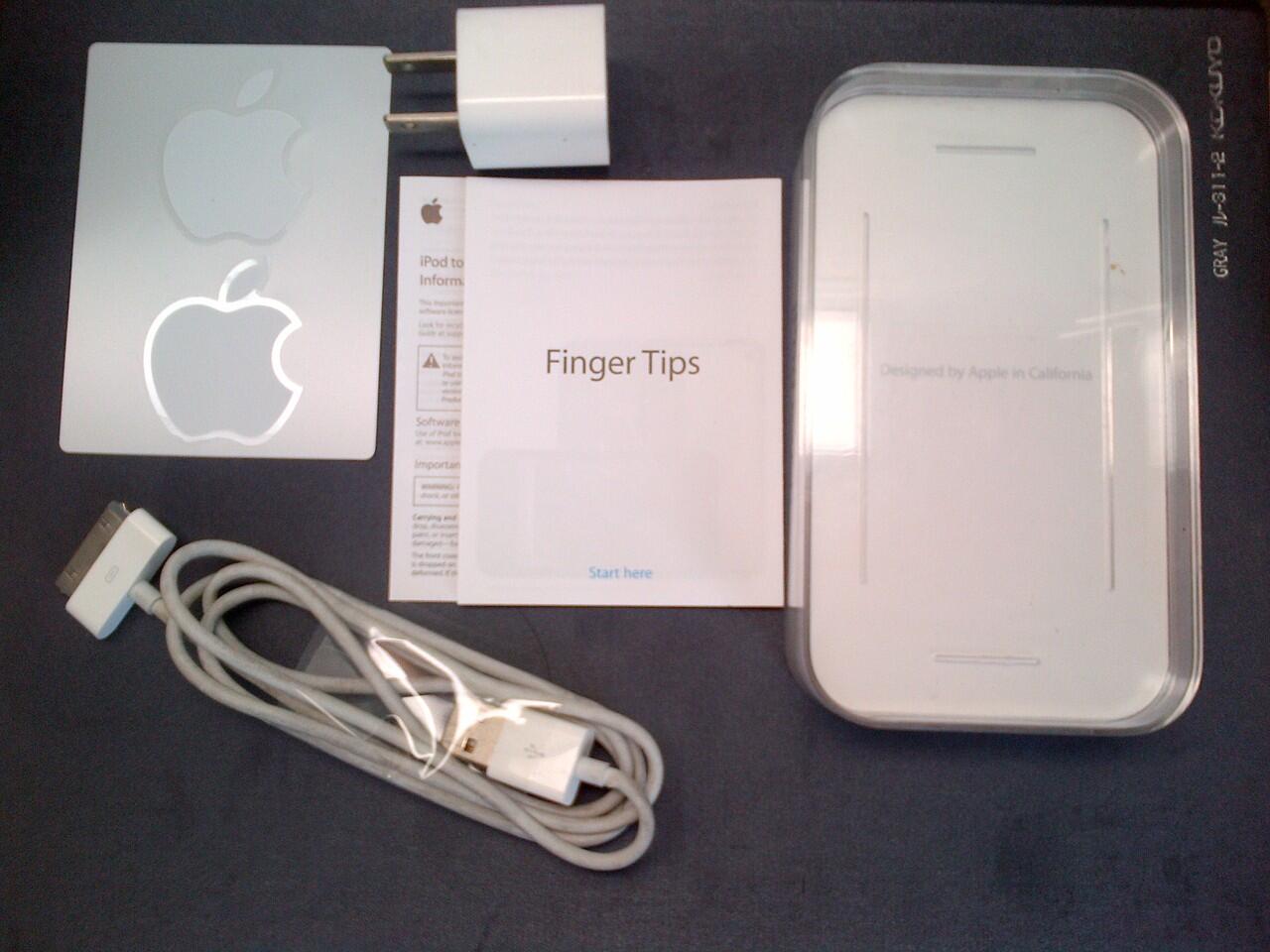 JUAL Apple iPod Touch ipodtouch 4 th 32GB black