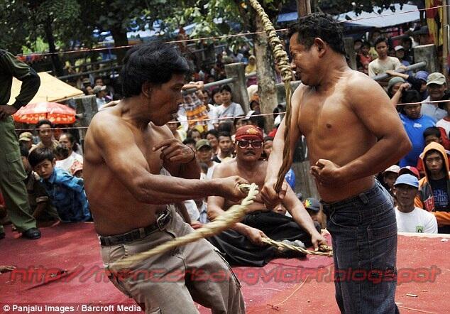  UJUNGAN - RITUAL MEMANGGIL HUJAN &#91; daerah Kediri &#93;