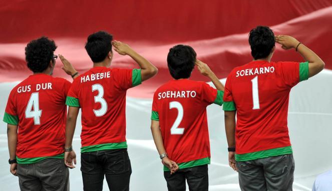 &#91;FOTO&#93; Aksi Suporter Indonesia di Piala AFF 2012
