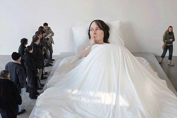 Amazing...Foto Aneh Tapi Nyata Patung Termirip Di Dunia 