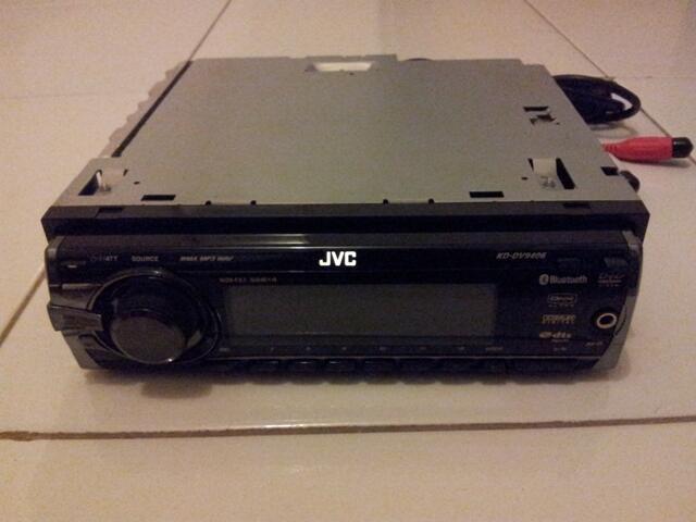 Frame Yaris dan Head Unit DVD Single Din