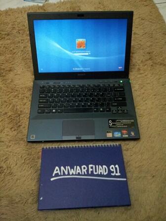 Jual sony vaio vpcsb28gg corei7 Sandybridge 640gb vga amd hd6470M keyboard nyala