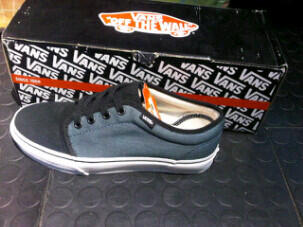 VANS SHOES ORIGINAL 100%