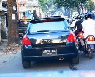 Plat Nomor Kocak abis , pasti ngakak Gan!!!!!