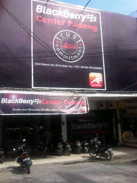 Welcome To Asia Ponsel (Blackberry Center, Handphone, and Accesories)