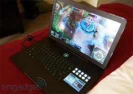 RAZER lagi baik banget bagi2 gaming laptop. masup gan!