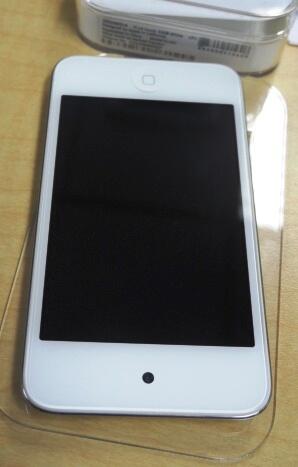 IPOD TOUCH 4th 32GB PUTIH - JAKARTA