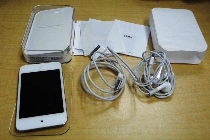 IPOD TOUCH 4th 32GB PUTIH - JAKARTA