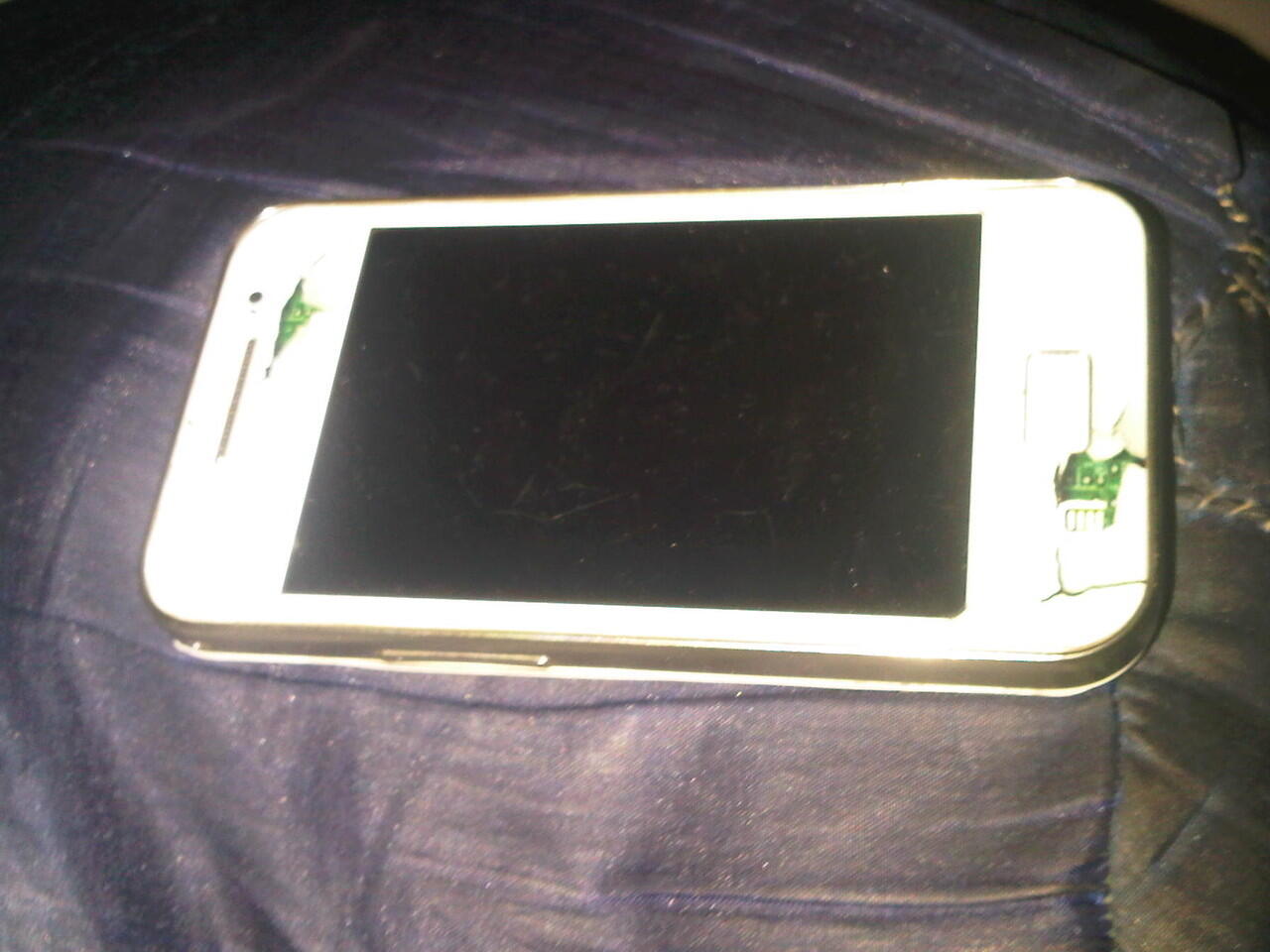 samsung galaxy ace GT-S5830 white