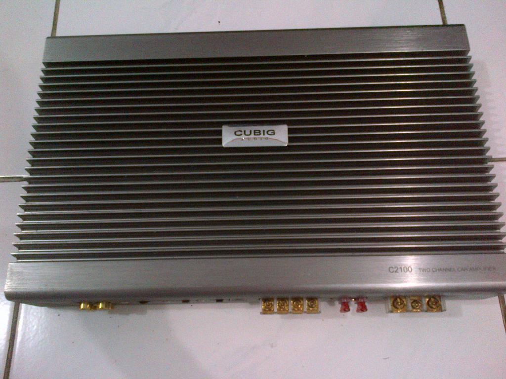 Power 4 chanel dan 2 chanel merk Cubig berikut subwoofer wolf plus Kapasitor Cubig