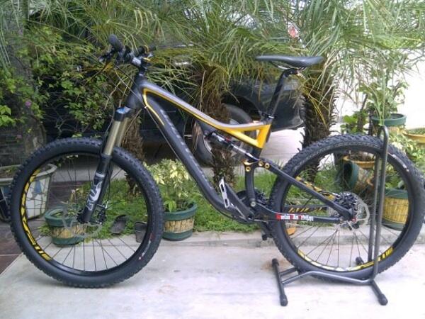 Sepeda MTB Stumjumper Comp 2012 dan Fixie Visp