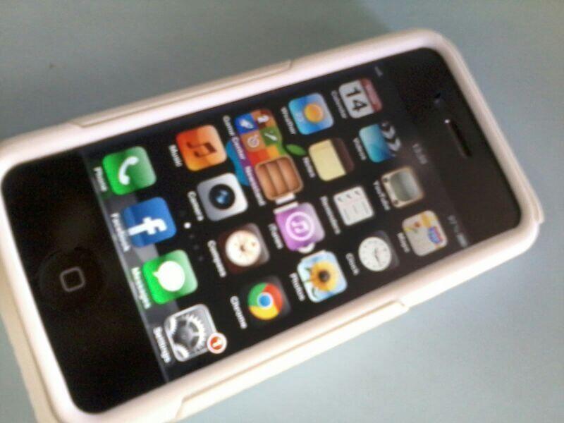 jual cepat iphone 4 cdma SOLO