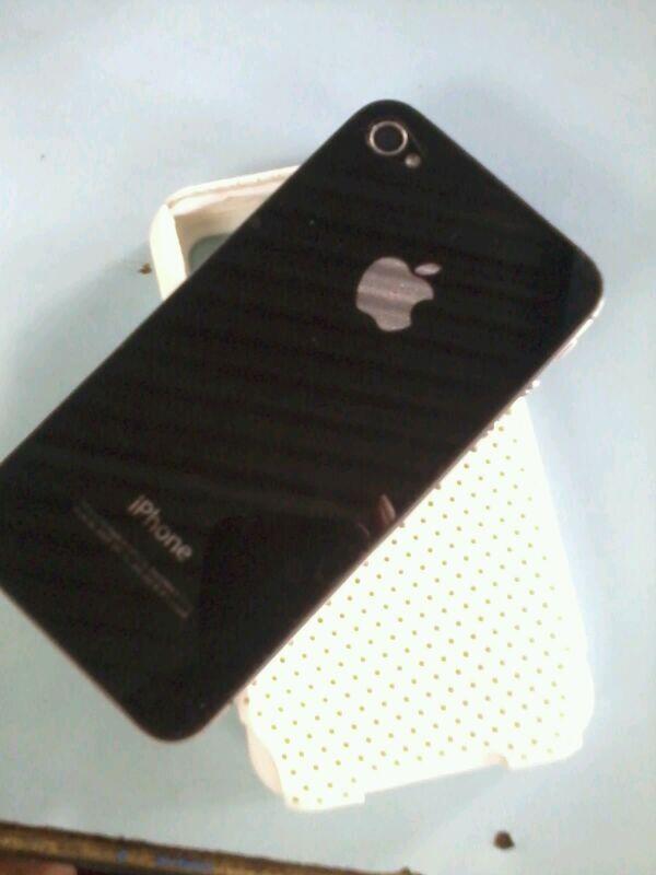 jual cepat iphone 4 cdma SOLO