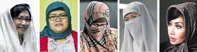 Perempuan-Perempuan ini Berkerudung pas kena Masalah Hukum … Maksudnya Elo pada Tobat