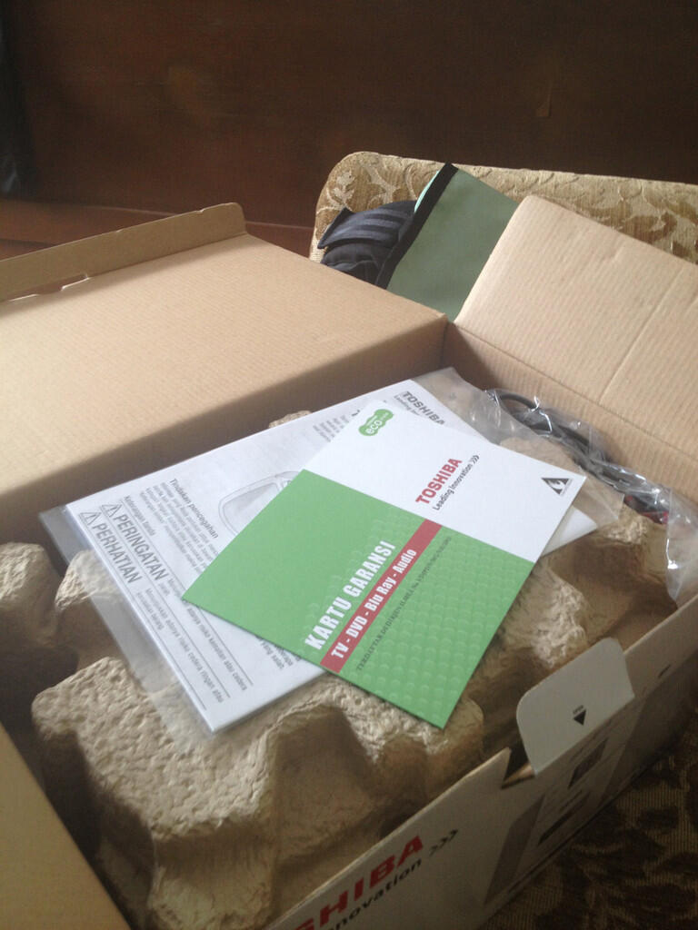 TOSHIBA Portable Audio BRAND NEW- MURAH - DPT DARI HADIAH