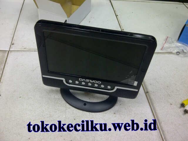 TFT LCD TV PORTABLE DAEWOO 7.5" ( HOT!!)