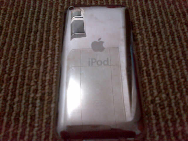 IPOD TOUCH 4 GEN "WHITE" KINYIS, MURAH