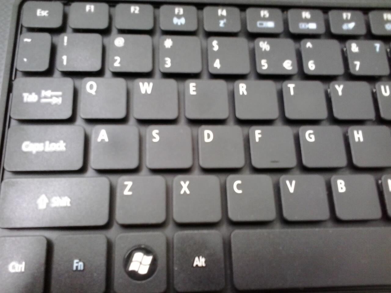 ACER 4738z RAM 2GB, HD 320GB, PC P6200