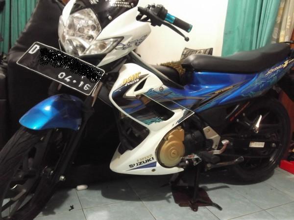jual santai (mahal) mesin satria FU-150 th 2011 km rendah 99%mulus