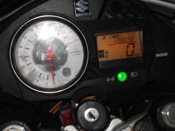 jual santai (mahal) mesin satria FU-150 th 2011 km rendah 99%mulus