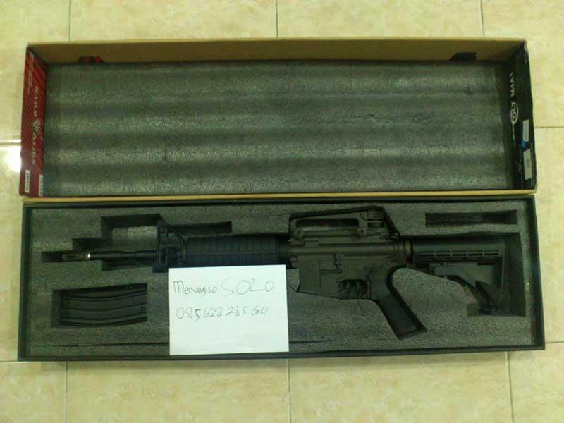 JUAL : Airsoftgun AEG King Arms Colt M4A1 FULL METAL