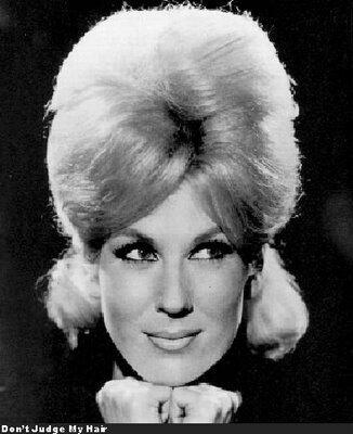 Model Rambut teraneh !! wajib masup gan , ente termasup yg mana ???