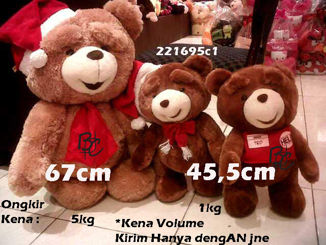 Boneka TED Edisi Natal