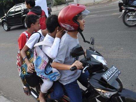 Polisi: Kalau Sayang Anak, Jangan Beri Dia Motor!