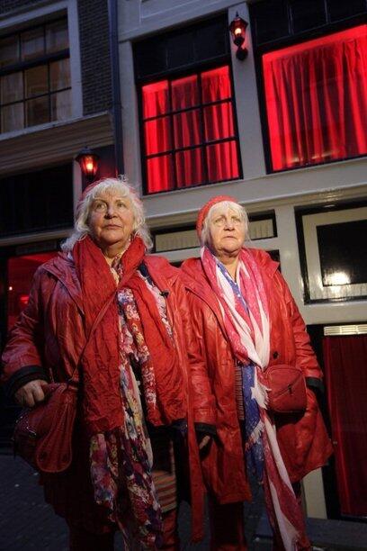 Nenek-nenek PSK Belanda di Distrik Red Light