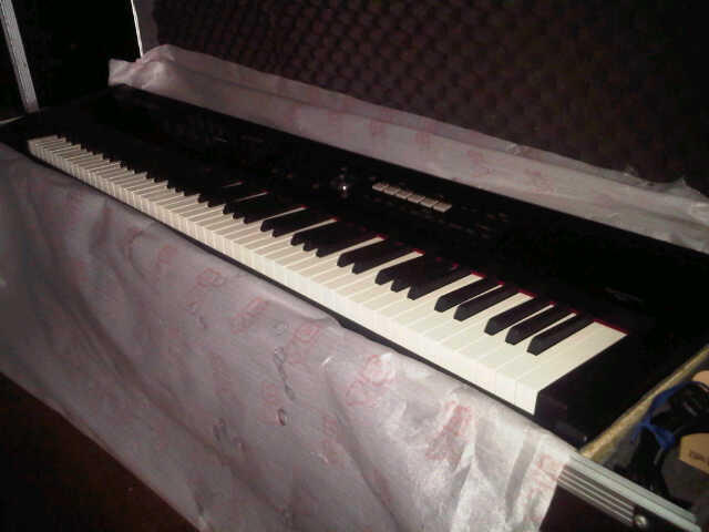 Dijual - Keyboard Roland - RD700NX - Sangat Bagus