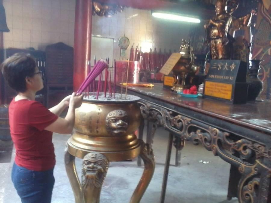 Bertabur Doa di Vihara Paling Tua se-Jakarta