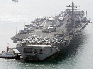 10 Kapal Induk Raksasa Milik Amerika 