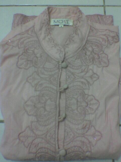 Baju : MOST,PANELLI,BLOSSOM,CONCEPT,MISSME Murah meriah aja