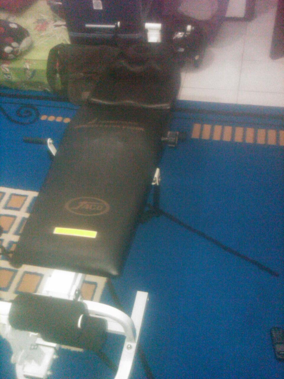 (WTS)Jaco therapy bed alat peninggi badan masih mulus