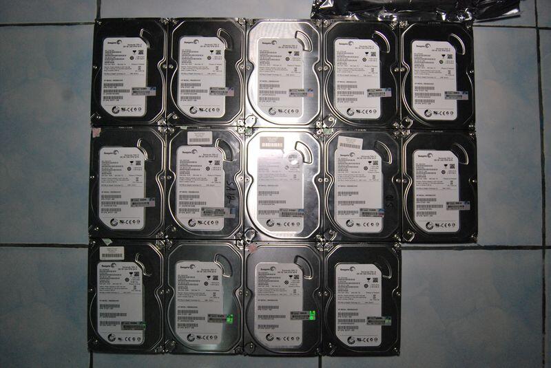 14x HDD 250 GB ex Server HP