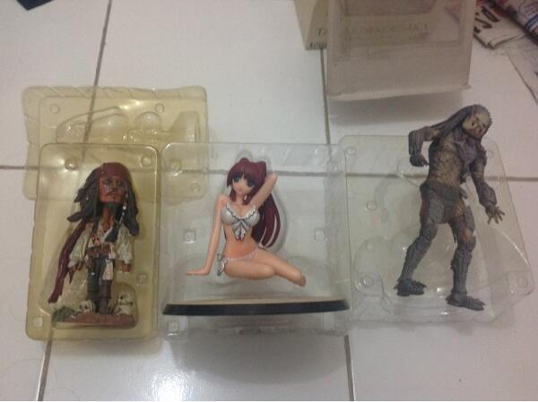 Dijual cannibal jack headknocker neca, tamaki kousaka, loose predator
