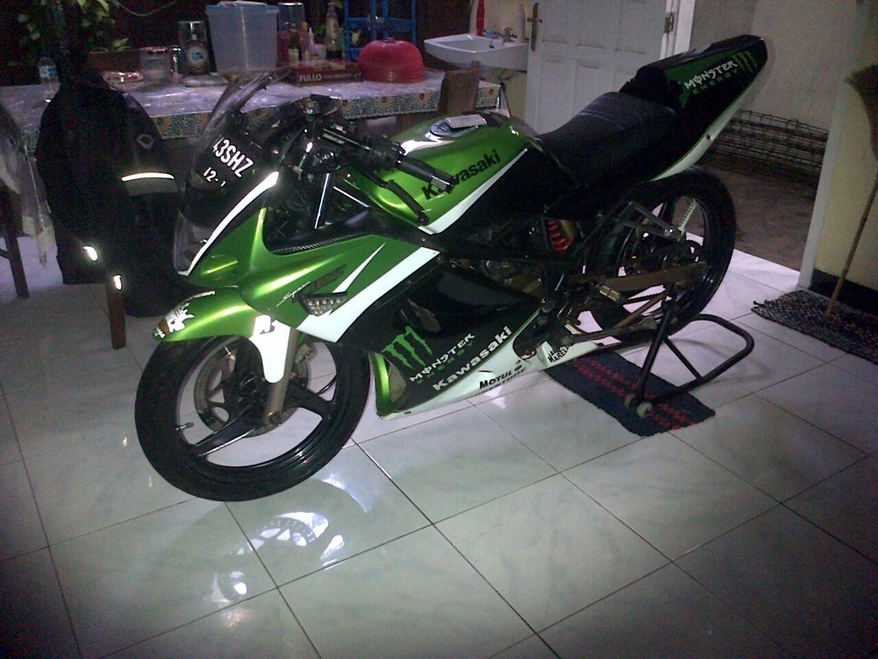 Cari Kawasaki Ninja RR Tahun 2003 Desember KASKUS