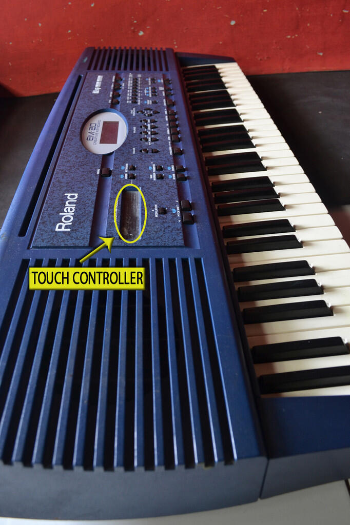 roland em 20 creative keyboard