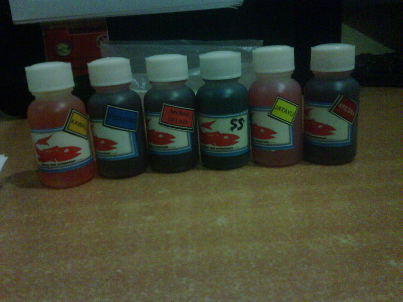 oplosan / essence/ umpan Galatama & Harian