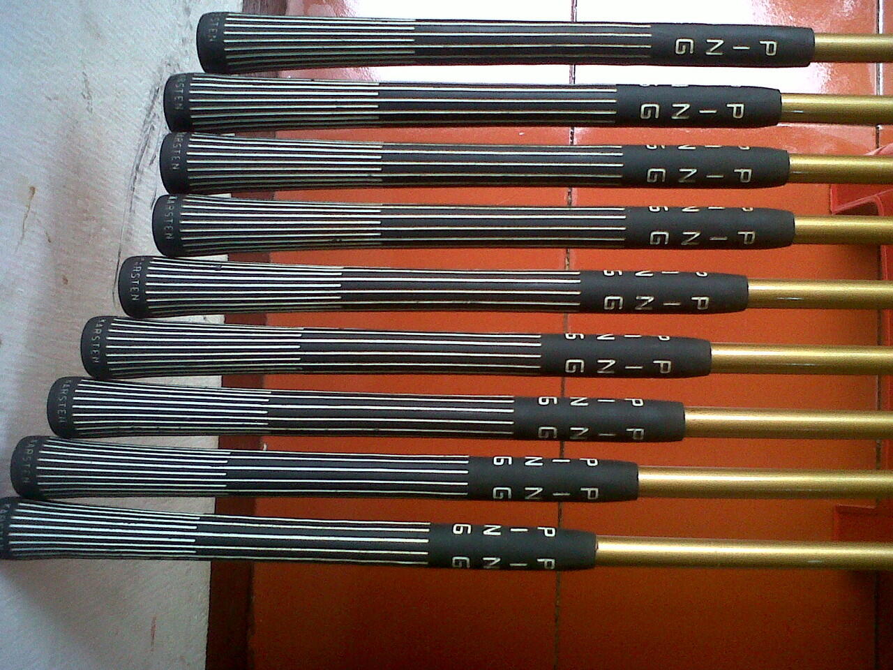 Mengayunkan Keuntungan: Panduan Lengkap Jual Beli Stick Golf Online