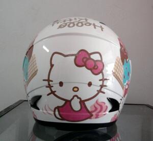 HELM ANAK HELLO KITTY