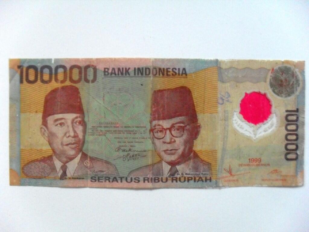uang kuno 100.000 tahun 1999