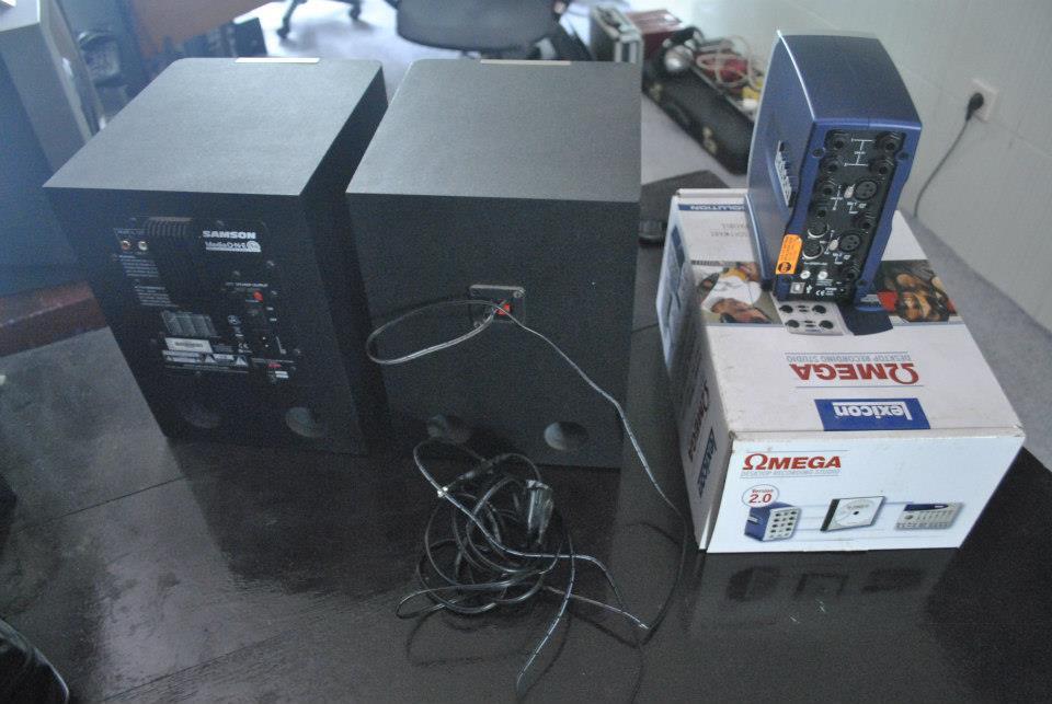 JUAL SOUNDCARD LEXICON OMEGA DAN SPEAKER MONITOR SAMSON MEDIONE 5a