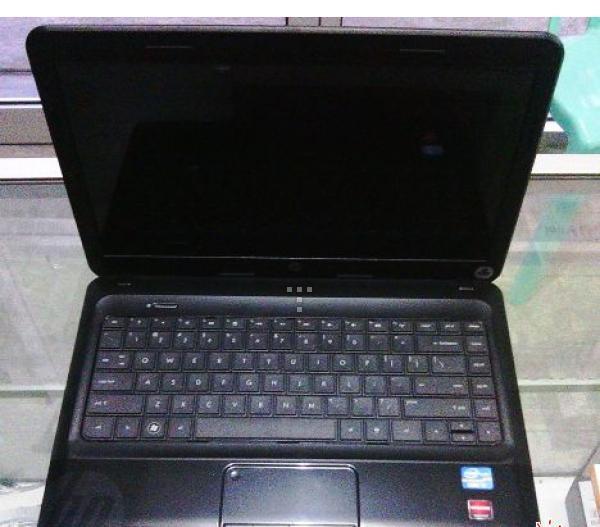 LAPTOP HP1000,CORE i3, GAME/GRAFIS,VGA ATI RADEON,GARANSI 3Thn,jogja