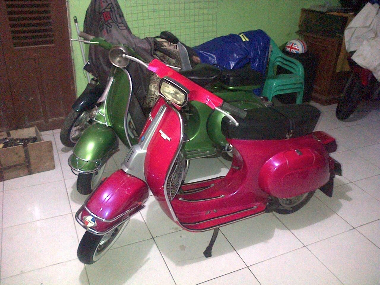 Vespa PTS tahun 1981 90 cc (Pinky)