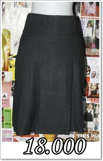 Murah Meriah Aneka Dress n Blezer Skirt Top & Sweather !!! ^_^