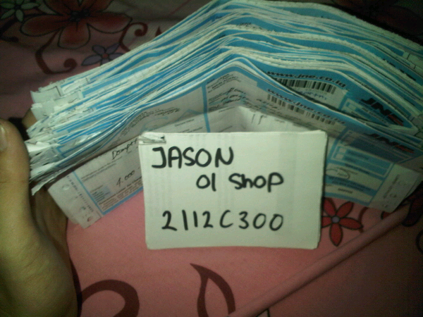 WTS jam digital dengan kamera