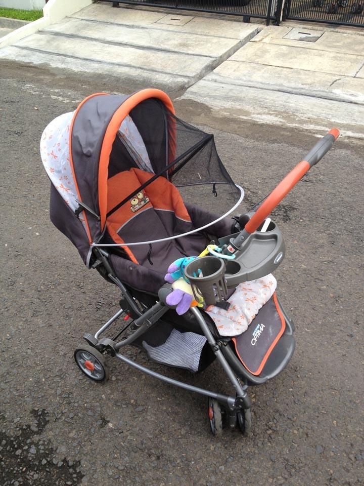 Stroller babydoes (bisa jadi ayunan)