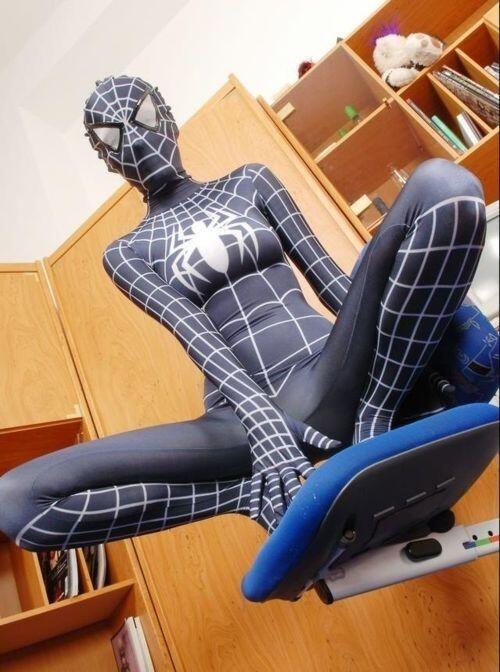 Cewe2 Pake Costum Ala Spiderwoman Gan BB DIKIT !! CEKIBROTT 