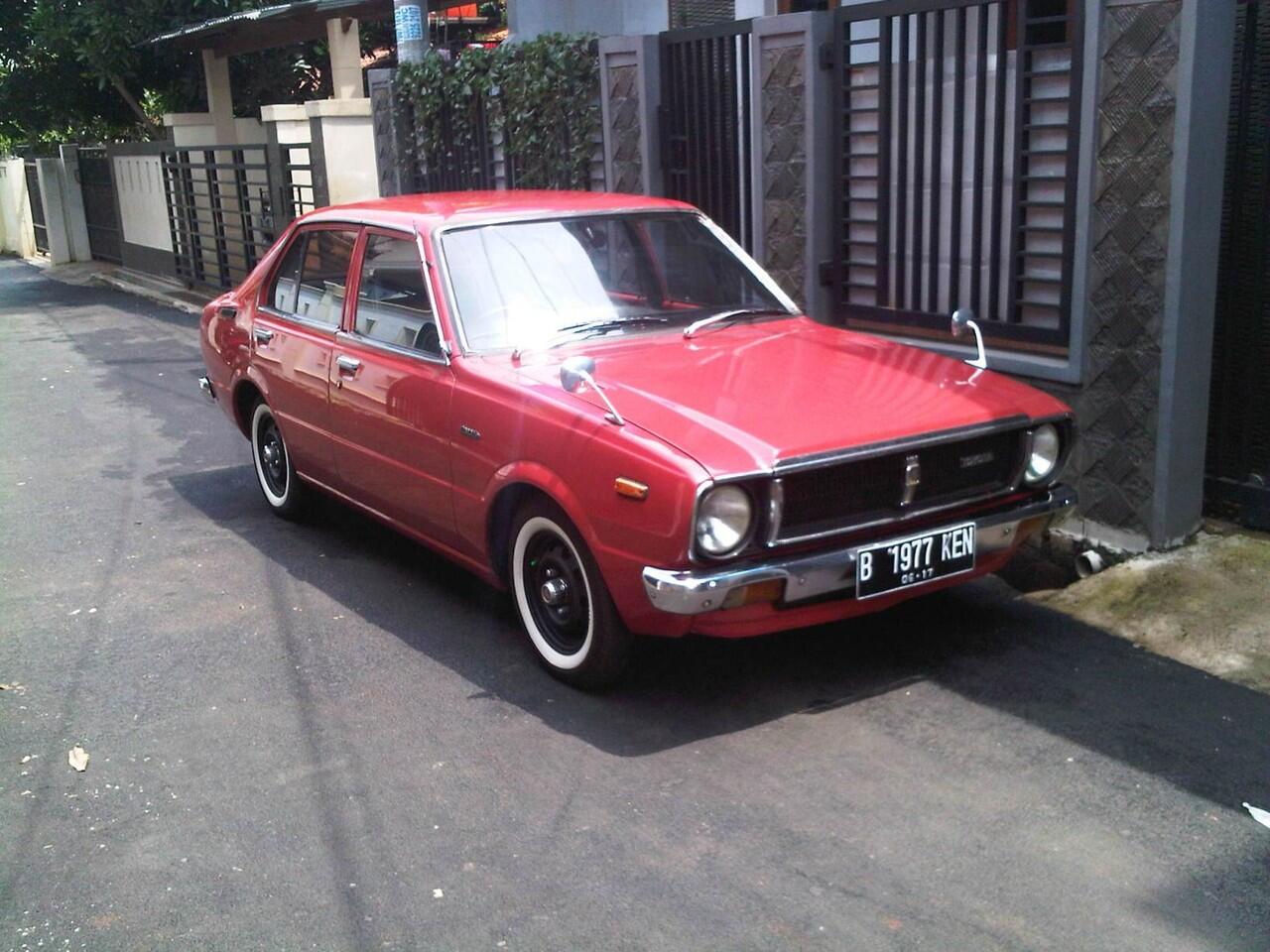 Corolla 79